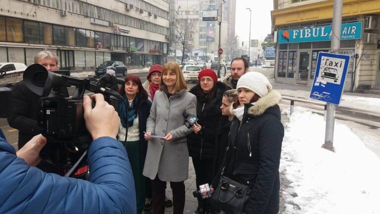 ДОМ бара бесплатен јавен превоз, наместо недостапни електронски билети